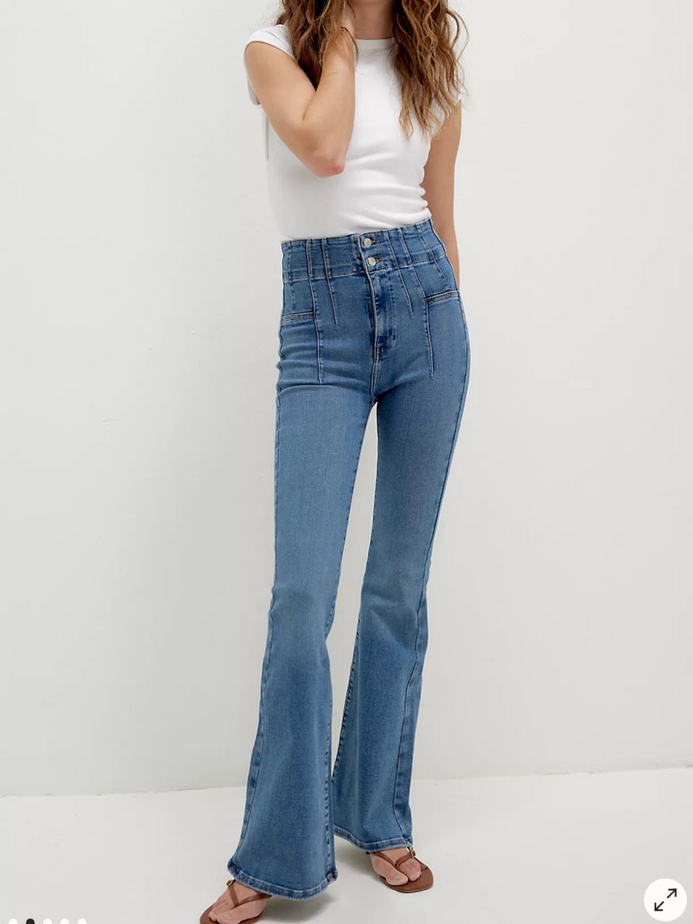 Free People We The Free Jayde Flare Jeans Size  27